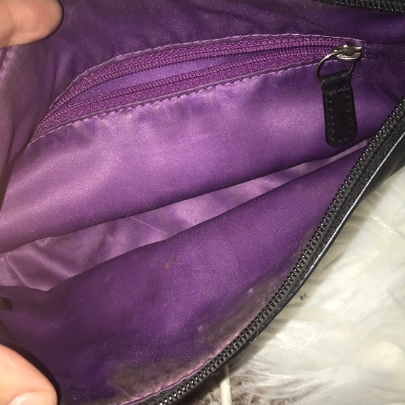 Coach - Picture 4 of 6